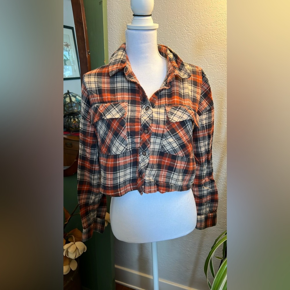 Arizona plaid cropped flannel